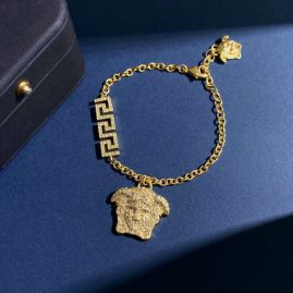 Picture of Versace Bracelet _SKUVersacebracelet02cly5816627